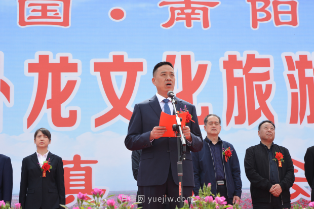 首屆美麗臥龍文化旅游節(jié)“花開石橋”分會(huì)場(chǎng)開幕(圖3)