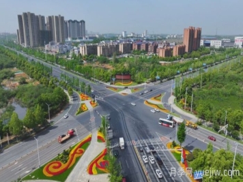 湖南寧鄉(xiāng)：萬(wàn)株月季齊綻放，扮靚城市生態(tài)新風(fēng)景